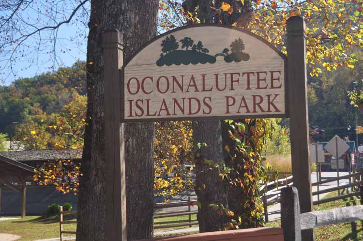 park sign